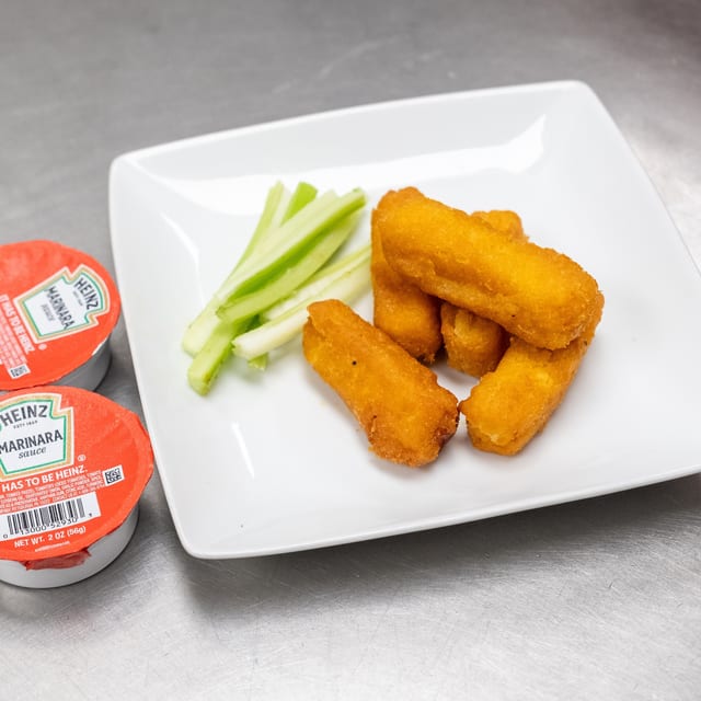 Mozzarella Sticks (6).