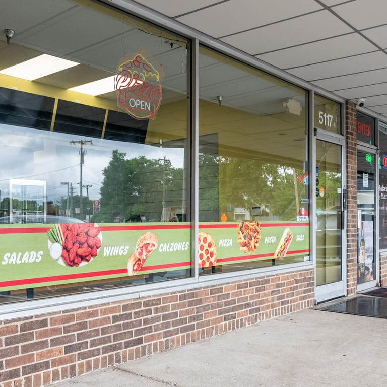 Welcome To Diamond Pizza